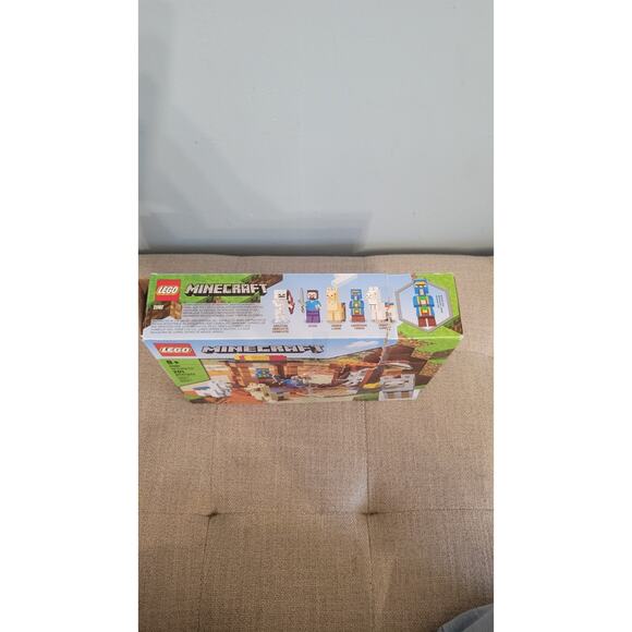 LEGO Minecraft The Trading Post 21167 (201 pcs) Set – Sealed Bags, Open Box,... - Picture 5 of 9